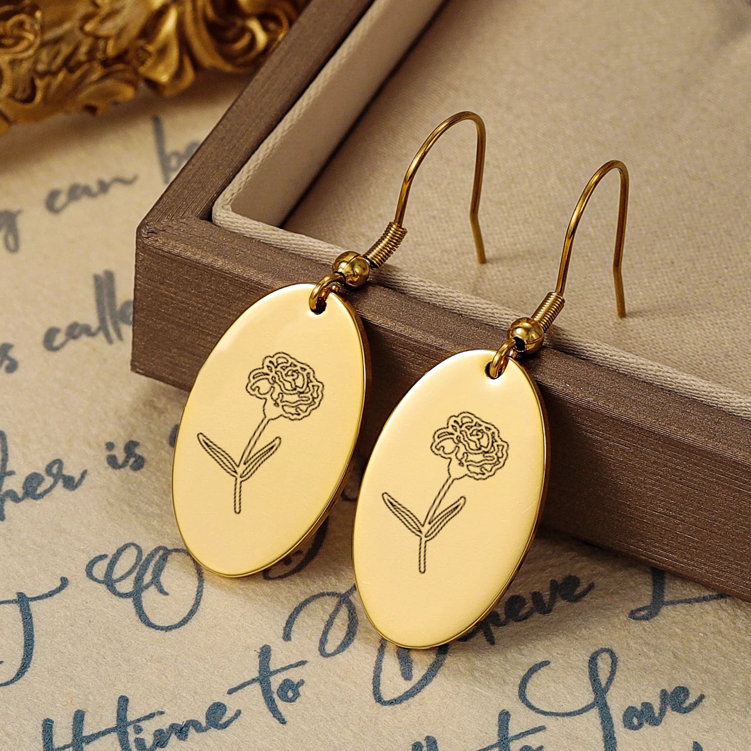 Personalized Birth Flower Drop Earrings - Nuriale