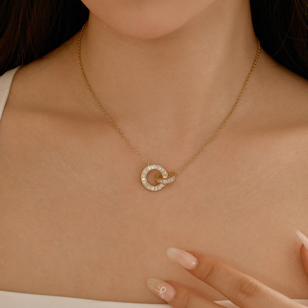 Interlocking Circle Necklace - Nuriale