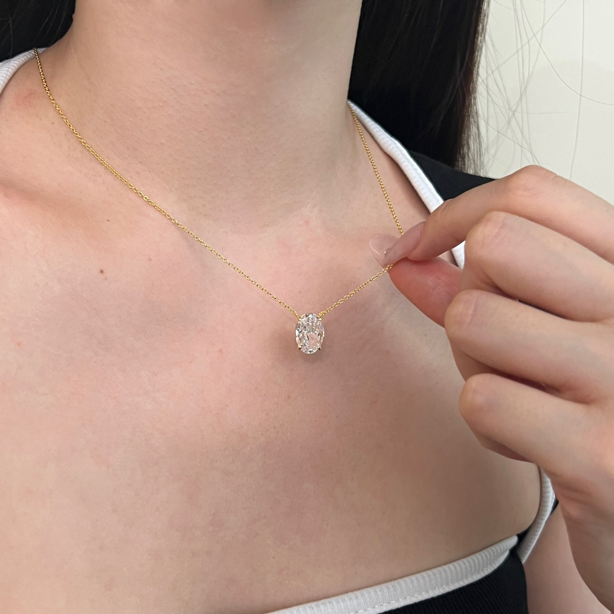 Oval Cut Solitaire Necklace - Nuriale