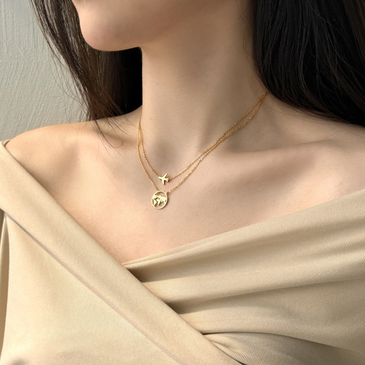 Layered Airplane and Map Necklace - Nuriale