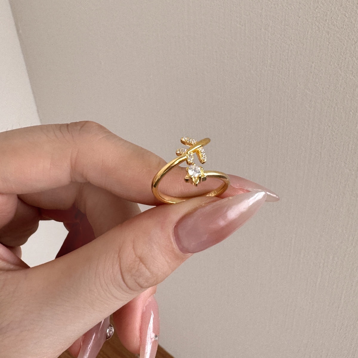 Airplane and Star Ring - Adjustable Chic Design | Nuriale