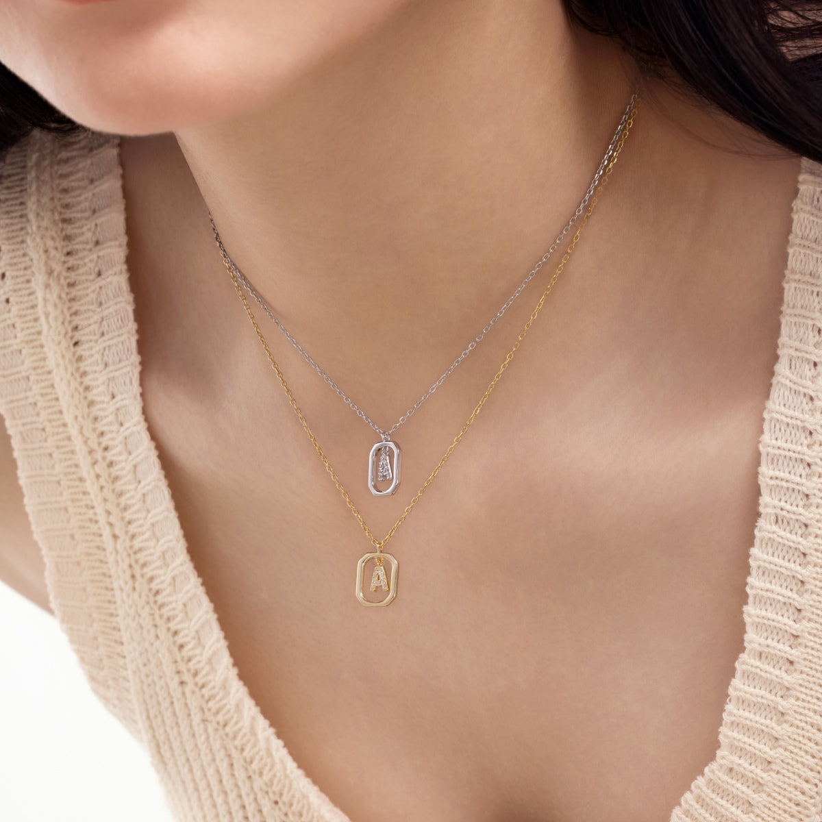 Free Fall Name Necklace - Nuriale