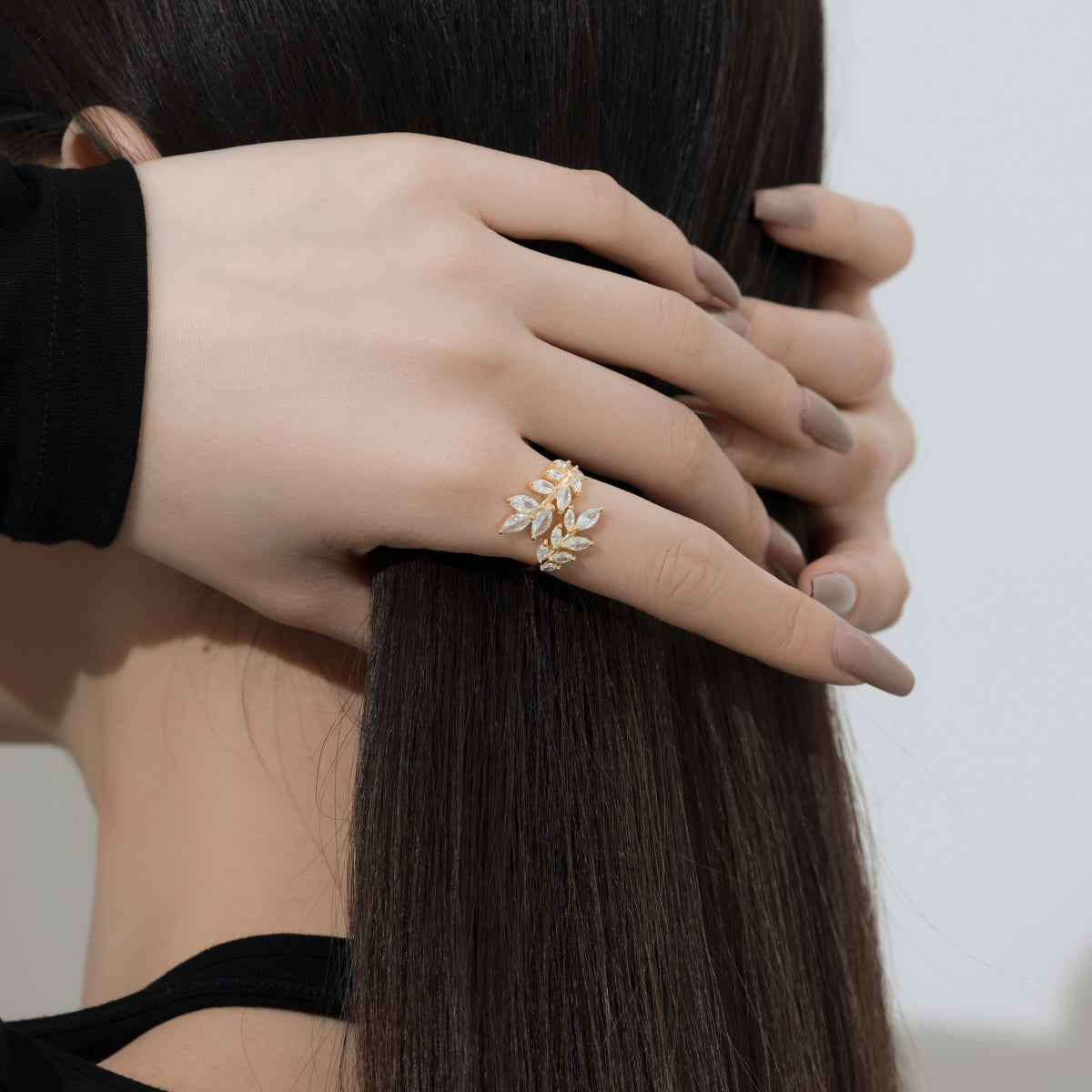 Double Leaf Marquise Adjustable Ring - Nuriale