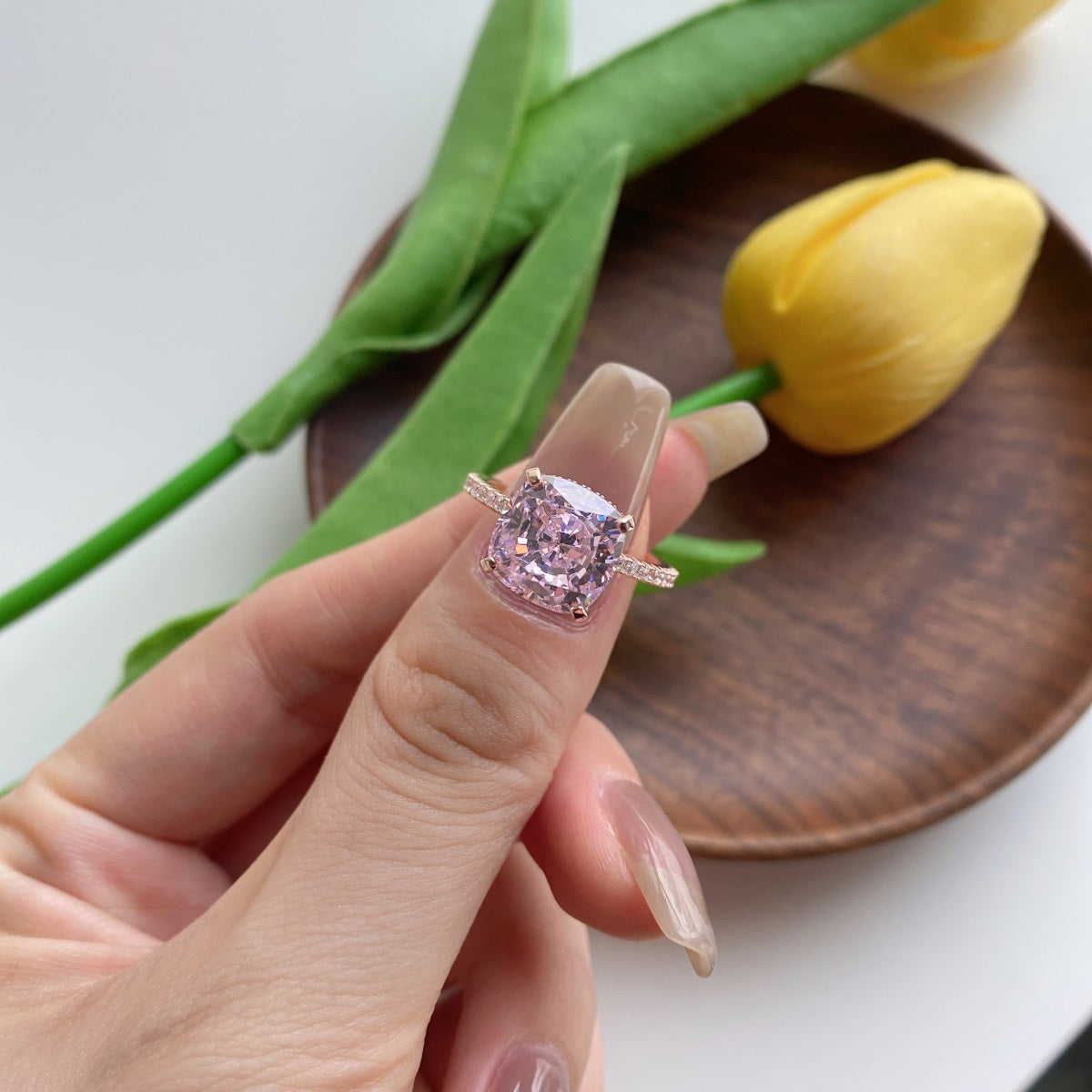The Pink Statement Ring - Nuriale