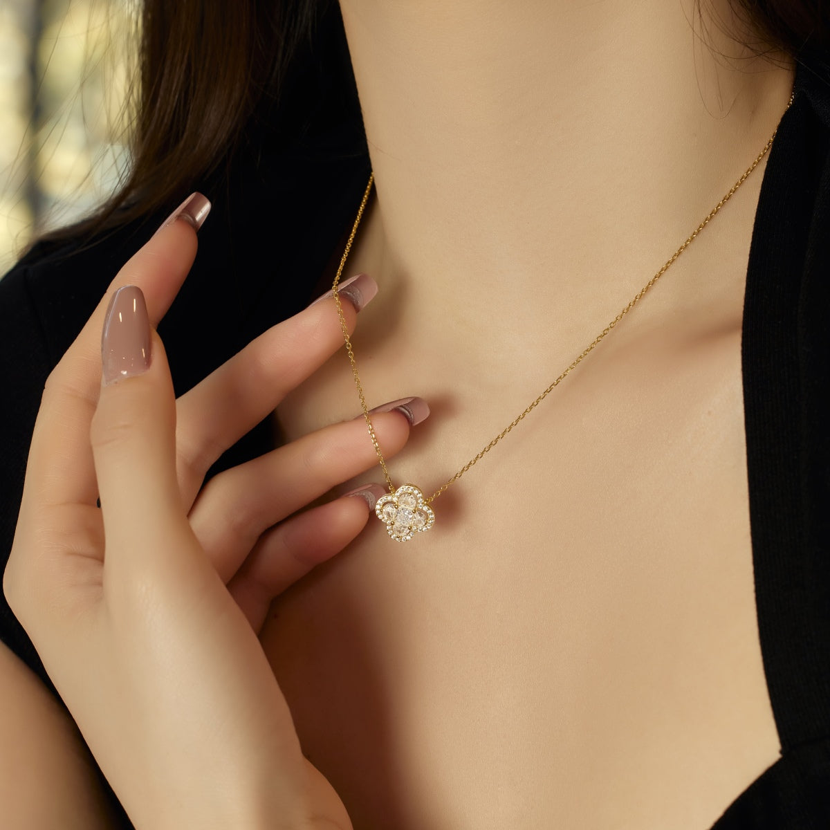 Sparkle Four-Leaf Clover Necklace - Nuriale