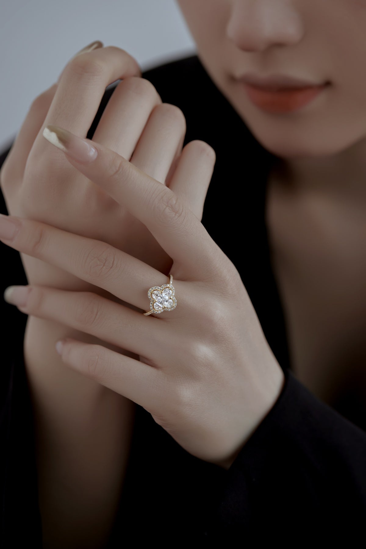 Sparkling Four-Leaf Clover Ring - Nuriale