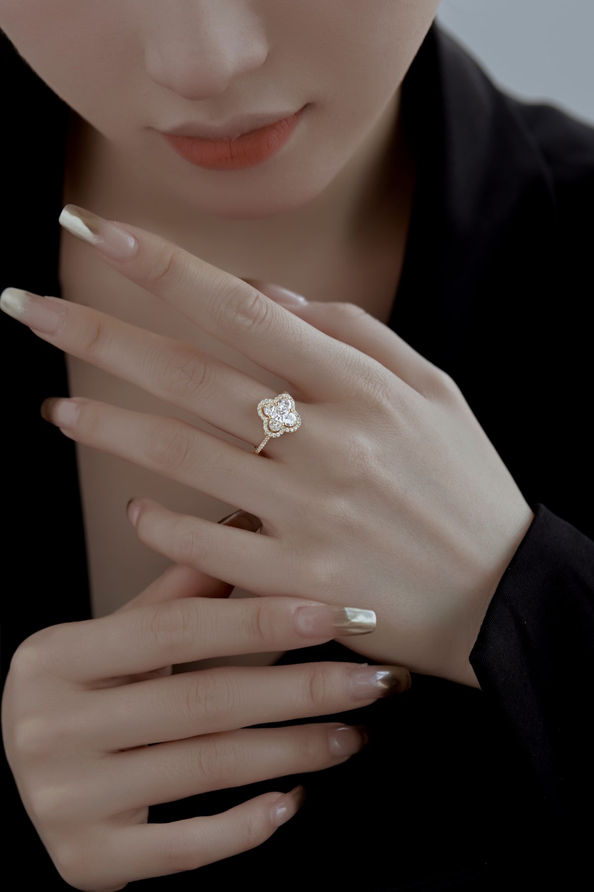 Sparkling Four-Leaf Clover Ring - Nuriale