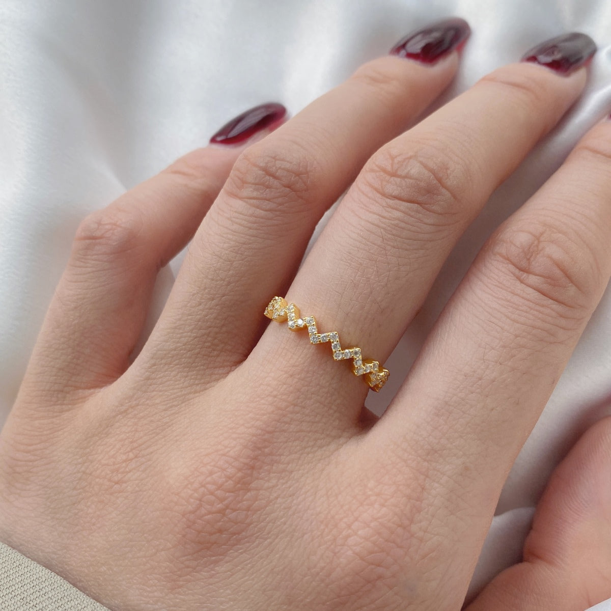 Chevron Zigzag Eternity Stacking Ring - Modern Elegance | Nuriale