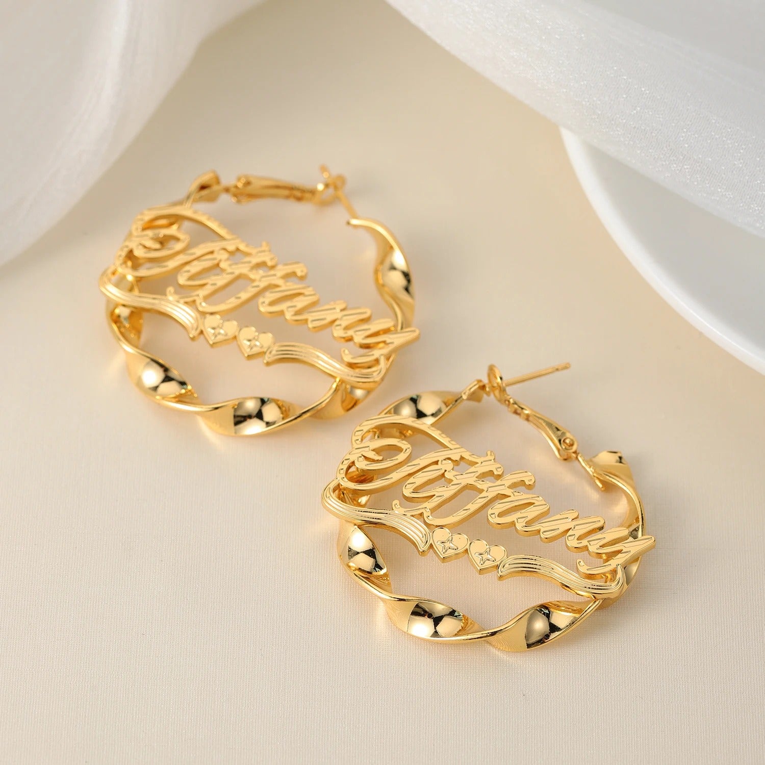 Twisted Heart Name Hoop Earrings - Nuriale