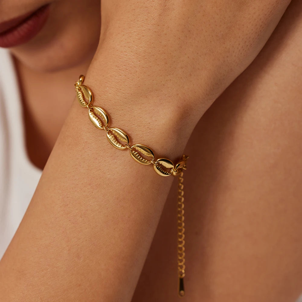 Cowrie Shell Bracelet - Nuriale