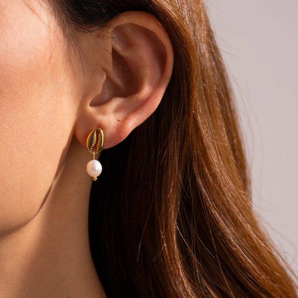 Freshwater Pearl Drop Earrings - Nuriale