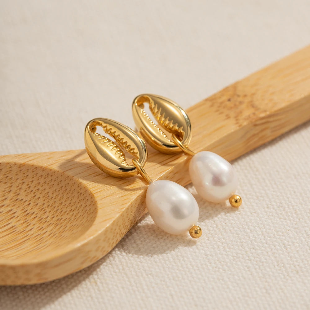 Freshwater Pearl Drop Earrings - Nuriale