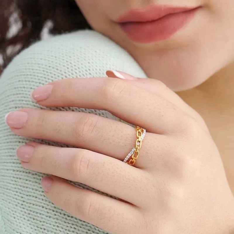 Crystal Chain Band Ring