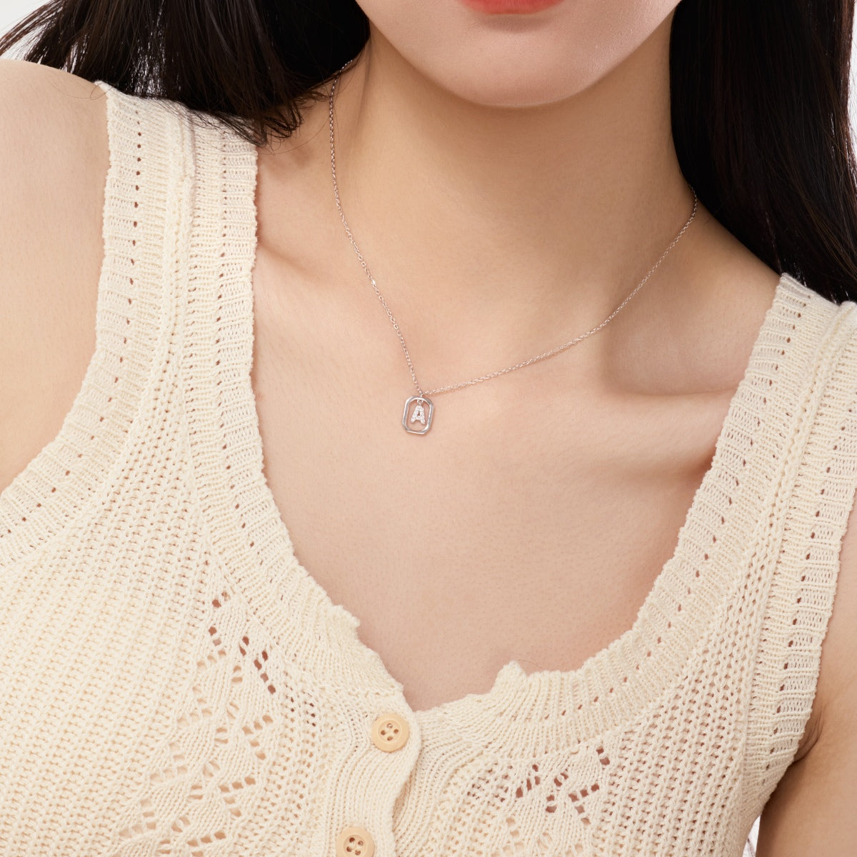 Free Fall Name Necklace - Nuriale
